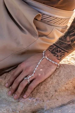 APM Monaco Dragon Tail Hand Bracelet With Ring- Bracelets