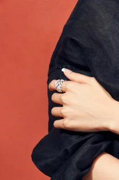 APM Monaco Leaf Ring- Rings